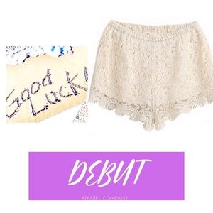 NWOT Debut Crochet floral Lace summer Beach shorts